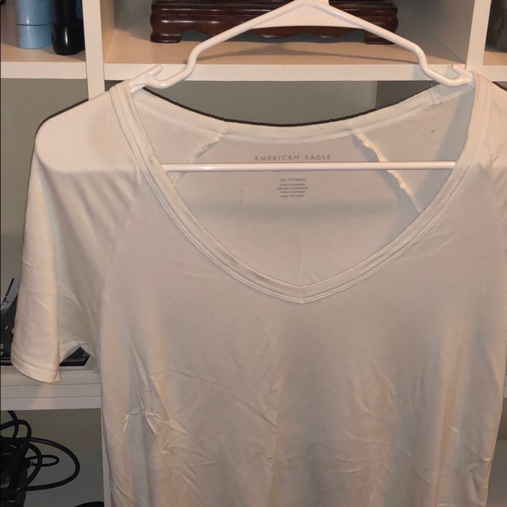Basic White American Eagle T-Shirt